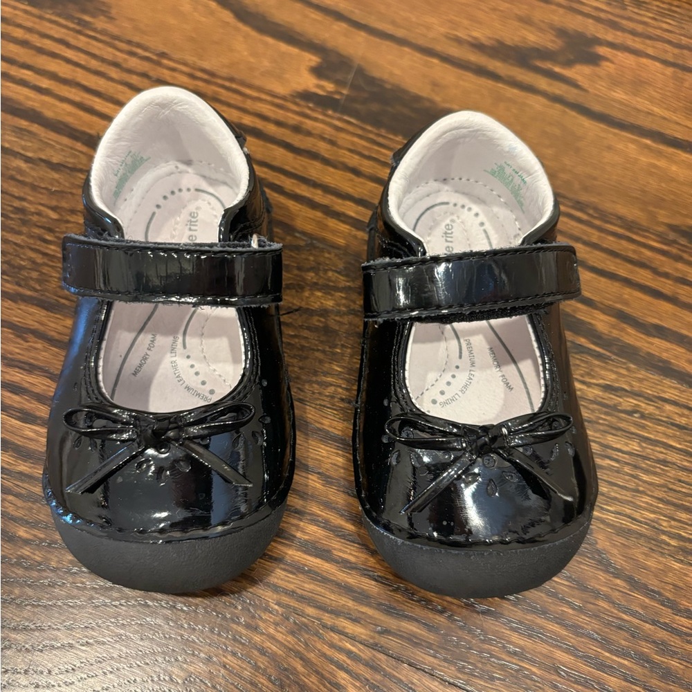 Stride Rite - baby girls shoe